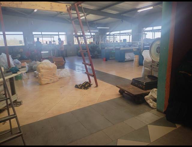 BUSINESS FOR SALE IN ELDORADO PARK